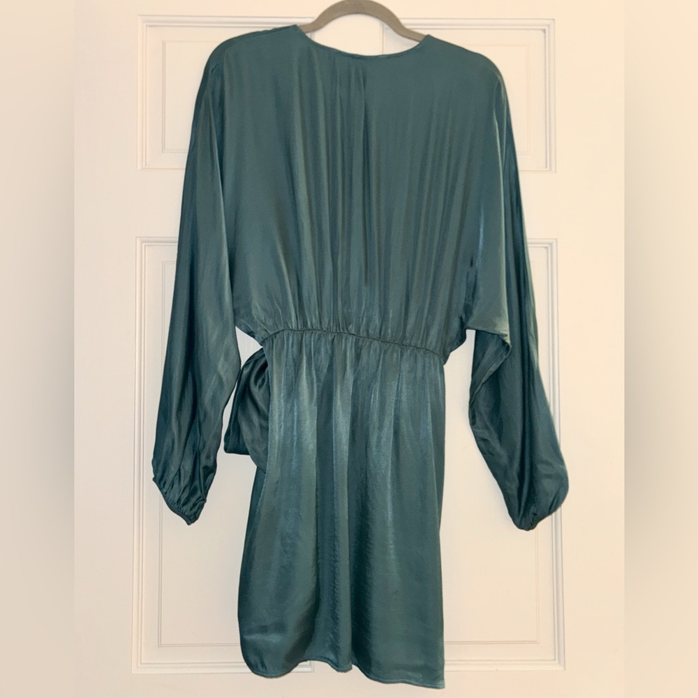 Zara Green Wrap Mini Dress Long Sleeve Tie Waist Size M - Picture 2 of 11